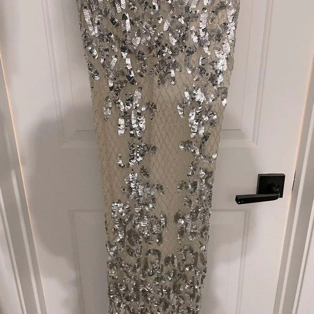 Gorgeous Designer Parker Black Hand Sewn Beaded Sequin Gown - Picture 3 of 10